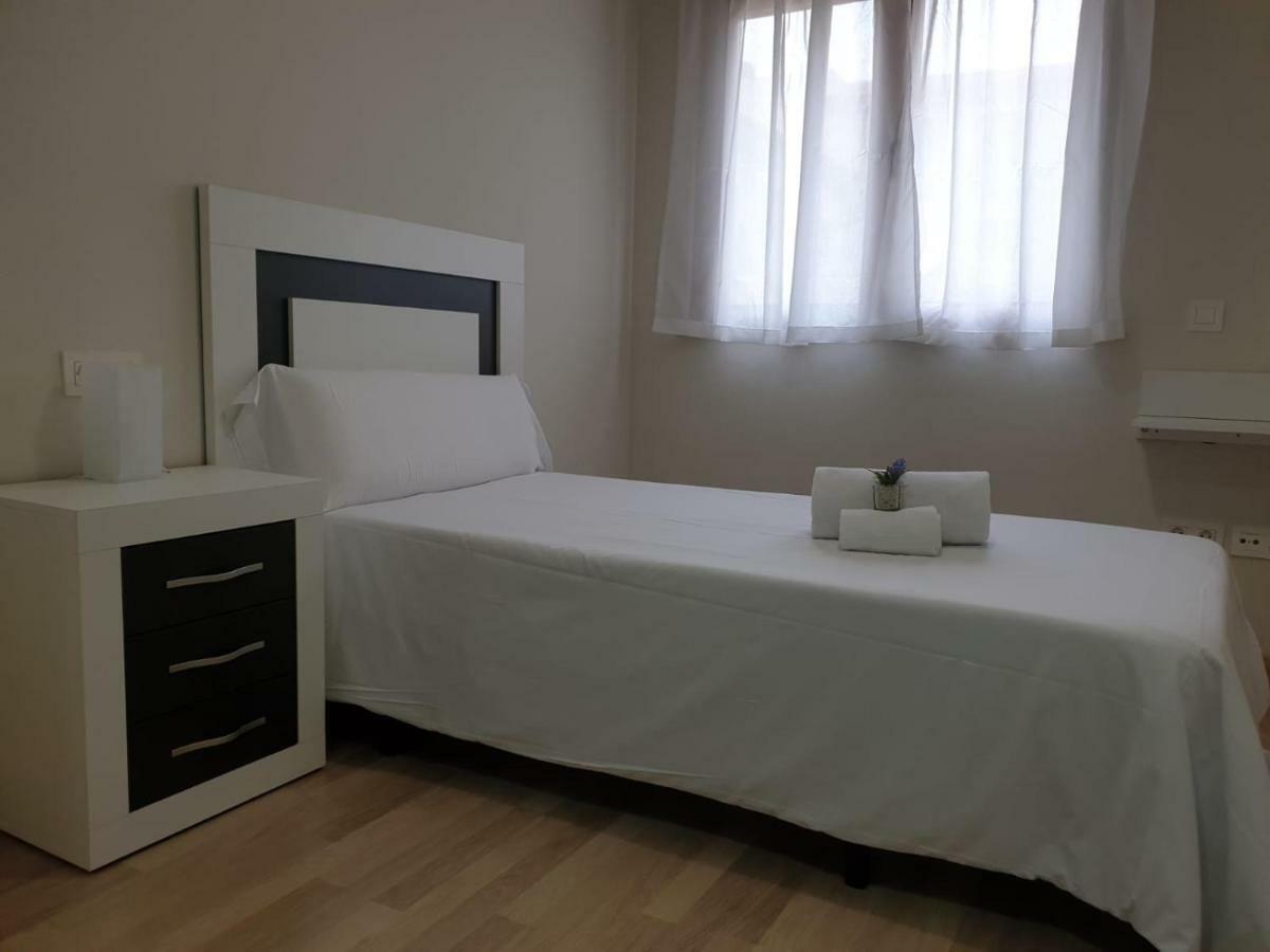 Apartamento Turistico Puente Romano P3 Bajo - B Salamanca Exterior photo
